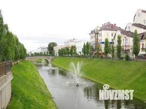 Студия квартира, посуточно, 40м2, 1/4 этаж