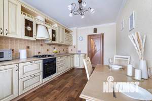 1-к квартира, посуточно, 44м2, 1/1 этаж