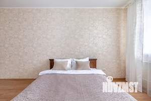 2-к квартира, посуточно, 70м2, 6/9 этаж