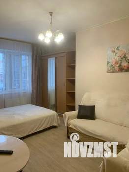 1-к квартира, посуточно, 35м2, 4/19 этаж