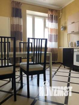 1-к квартира, посуточно, 50м2, 2/5 этаж