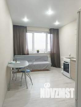 1-к квартира, посуточно, 43м2, 8/23 этаж