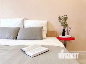 2-к квартира, посуточно, 57м2, 2/17 этаж