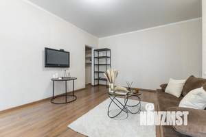 1-к квартира, посуточно, 46м2, 1/1 этаж