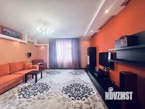 3-к квартира, на длительный срок, 130м2, 2/4 этаж