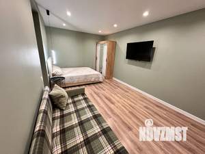 1-к квартира, посуточно, 32м2, 1/1 этаж