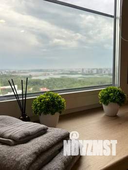 Студия квартира, посуточно, 30м2, 18/19 этаж