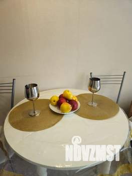 Студия квартира, посуточно, 20м2, 1/5 этаж