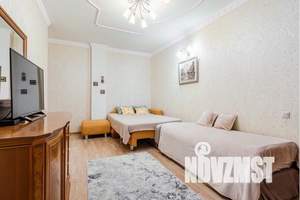 3-к квартира, посуточно, 120м2, 1/5 этаж