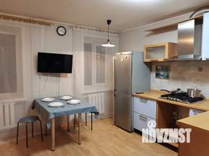 Студия квартира, посуточно, 32м2, 2/9 этаж