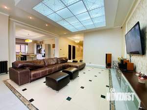 3-к квартира, посуточно, 166м2, 1/1 этаж