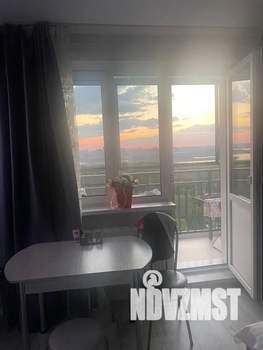 Студия квартира, посуточно, 33м2, 10/19 этаж