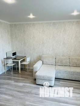 Студия квартира, посуточно, 31м2, 7/20 этаж