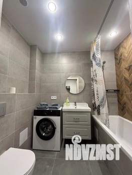 1-к квартира, посуточно, 42м2, 1/1 этаж