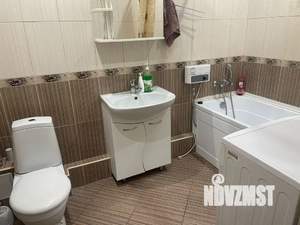 1-к квартира, посуточно, 40м2, 8/18 этаж