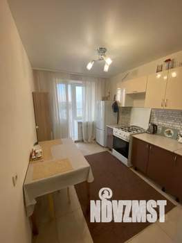 1-к квартира, посуточно, 41м2, 10/10 этаж