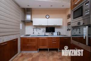 2-к квартира, посуточно, 90м2, 2/4 этаж