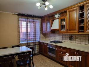 4-к квартира, на длительный срок, 100м2, 4/10 этаж