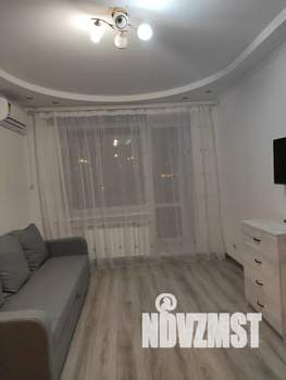 Студия квартира, посуточно, 45м2, 3/12 этаж