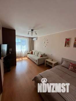 1-к квартира, посуточно, 33м2, 7/10 этаж