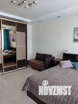 1-к квартира, посуточно, 42м2, 1/1 этаж