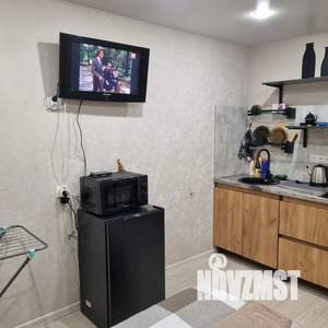 Студия квартира, посуточно, 17м2, 1/8 этаж