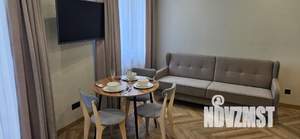 Студия квартира, посуточно, 36м2, 12/21 этаж