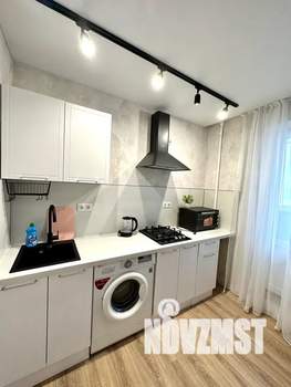 1-к квартира, посуточно, 38м2, 9/10 этаж