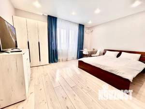 1-к квартира, посуточно, 38м2, 10/25 этаж