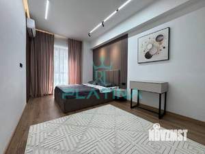 1-к квартира, на длительный срок, 60м2, 13/26 этаж