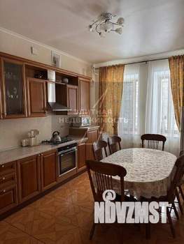 3-к квартира, на длительный срок, 110м2, 1/5 этаж