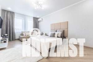 1-к квартира, посуточно, 42м2, 4/19 этаж