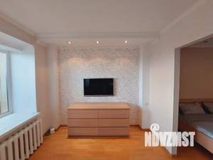 Студия квартира, посуточно, 40м2, 10/10 этаж