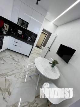 1-к квартира, посуточно, 43м2, 11/25 этаж