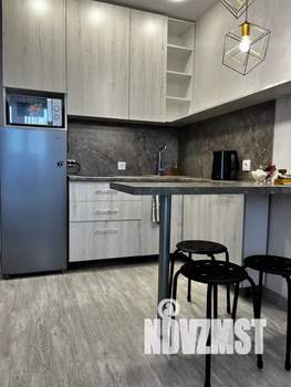 Студия квартира, посуточно, 28м2, 5/10 этаж