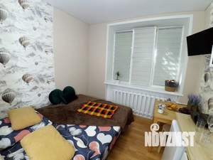 Студия квартира, посуточно, 14м2, 1/4 этаж