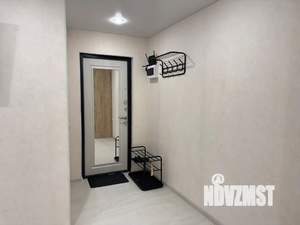 Студия квартира, посуточно, 35м2, 1/9 этаж