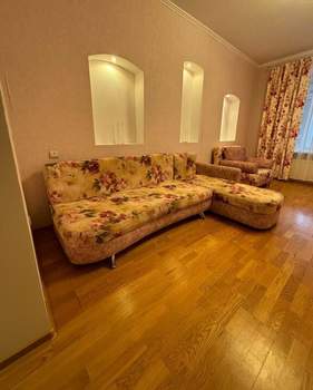 1-к квартира, на длительный срок, 65м2, 4/5 этаж