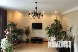 3-к квартира, посуточно, 110м2, 4/4 этаж