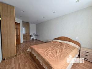 1-к квартира, посуточно, 40м2, 5/10 этаж