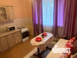 1-к квартира, посуточно, 45м2, 6/9 этаж