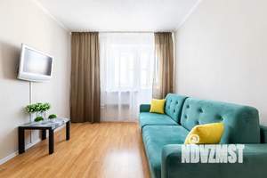 1-к квартира, посуточно, 45м2, 7/10 этаж