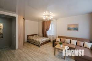 Студия квартира, посуточно, 30м2, 1/5 этаж