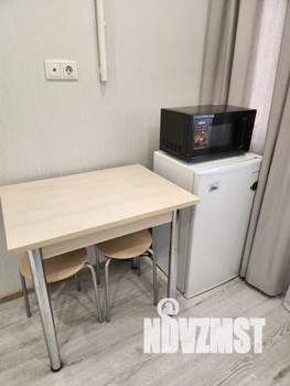 Студия квартира, посуточно, 15м2, 1/5 этаж