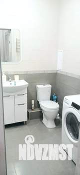 Студия квартира, посуточно, 30м2, 13/25 этаж