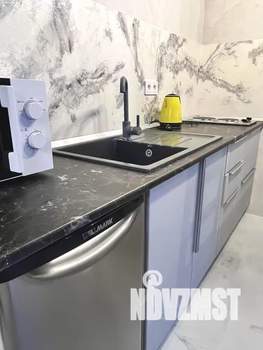 1-к квартира, посуточно, 40м2, 1/10 этаж