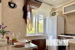 2-к квартира, посуточно, 48м2, 4/4 этаж