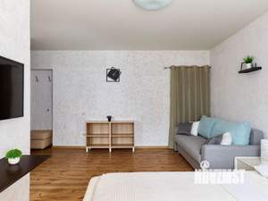 1-к квартира, посуточно, 40м2, 1/1 этаж