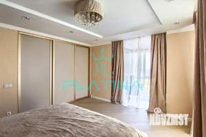 3-к квартира, на длительный срок, 130м2, 9/10 этаж