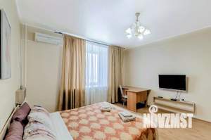 1-к квартира, посуточно, 42м2, 1/1 этаж